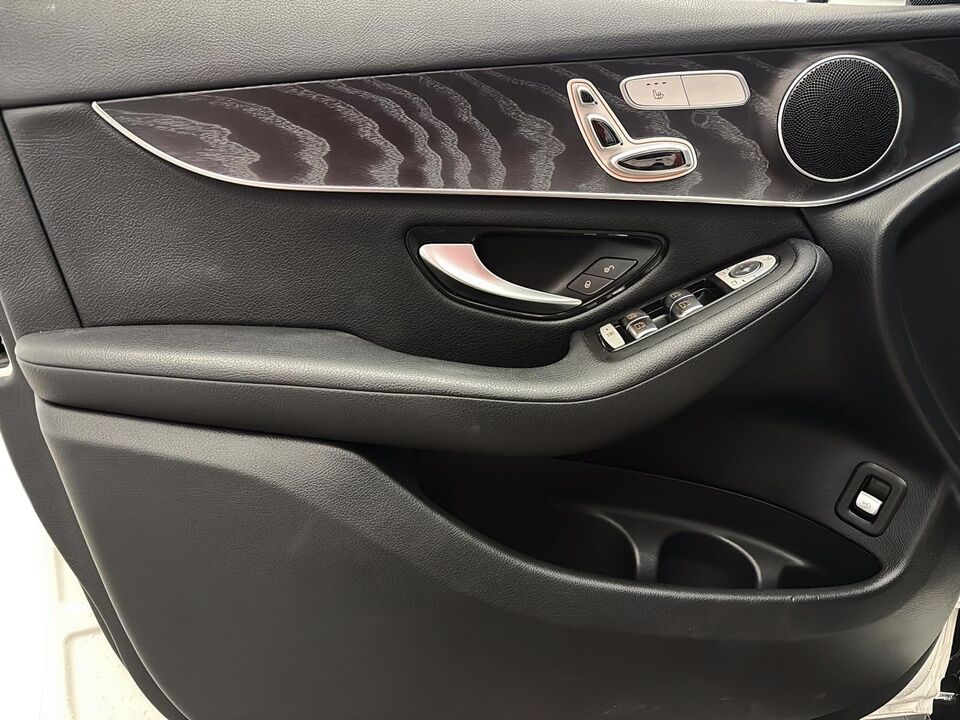 2019 Mercedes-Benz GLC  - Desmeules Chrysler