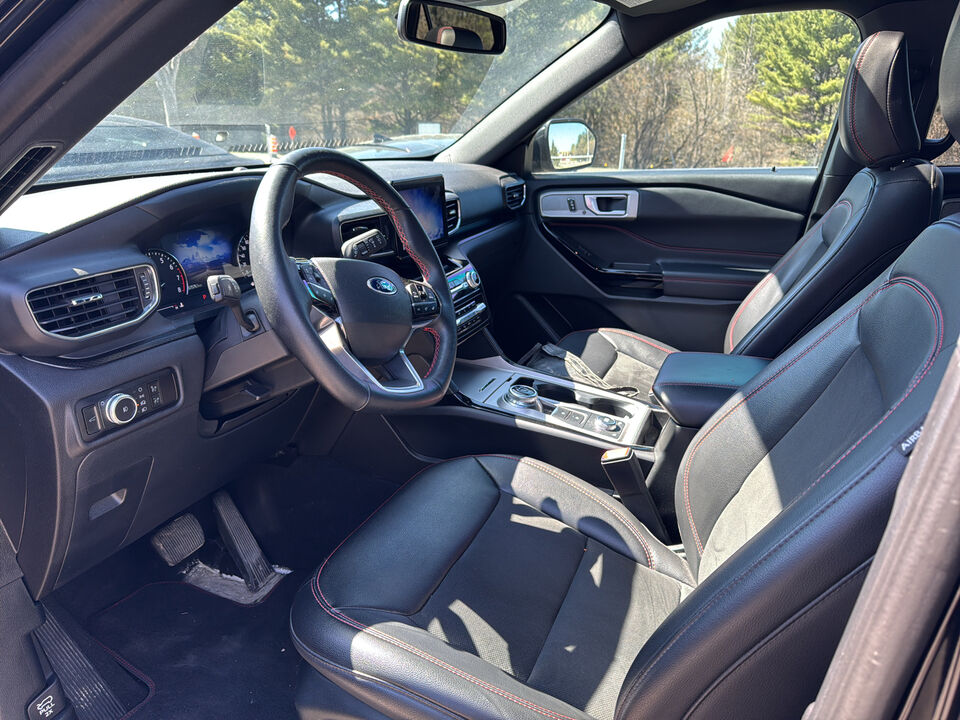 2023 Ford Explorer  - Desmeules Chrysler