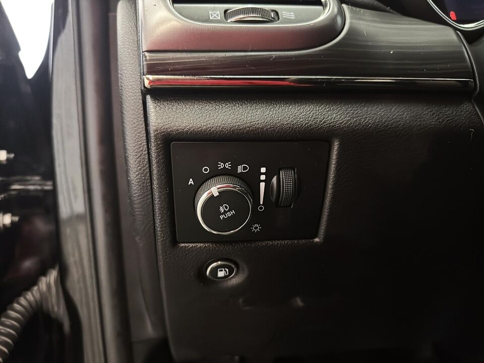 2019 Jeep Grand Cherokee  - Desmeules Chrysler