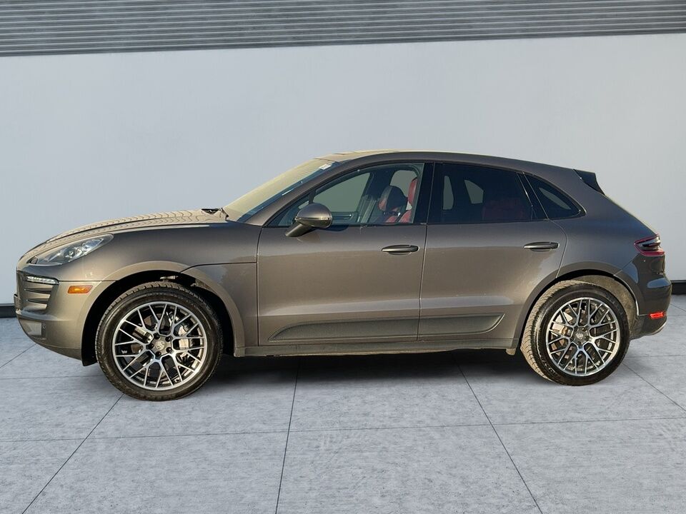 2015 Porsche Macan  - Desmeules Chrysler