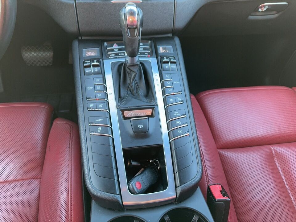 2015 Porsche Macan  - Blainville Chrysler