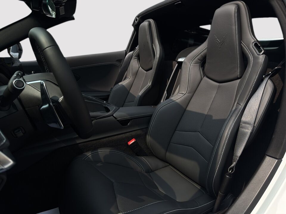 2023 Chevrolet Corvette  - Desmeules Chrysler