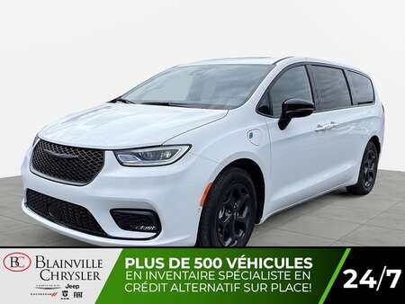 2023 Chrysler Pacifica Hybrid Limited for Sale  - BC-30257  - Desmeules Chrysler