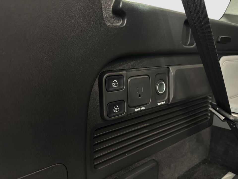 2024 Rivian R1S  - Desmeules Chrysler