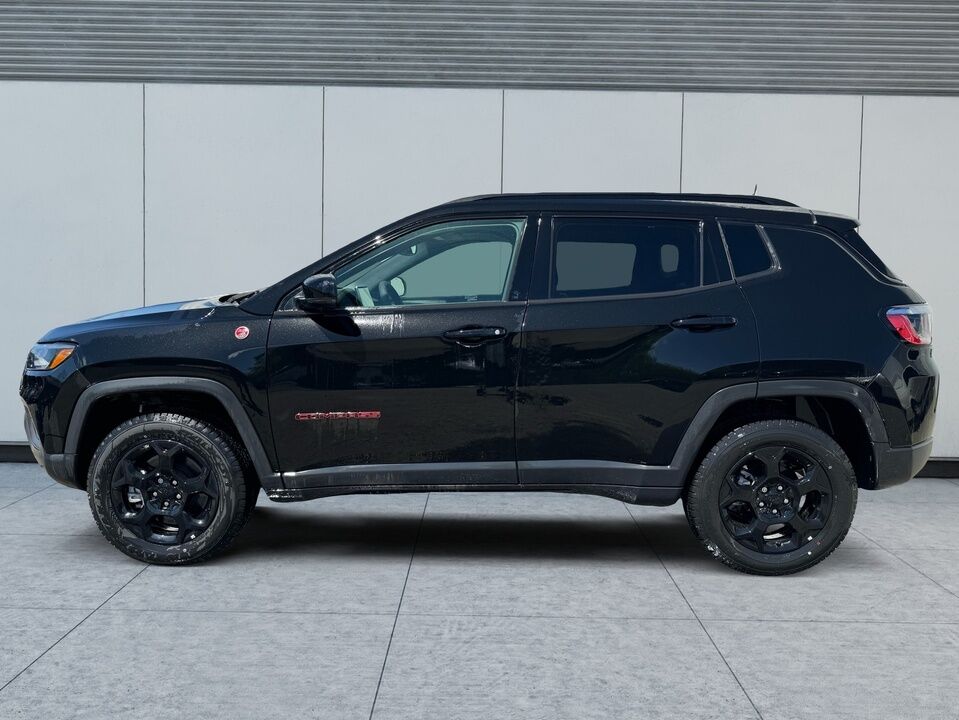 2022 Jeep Compass  - Desmeules Chrysler