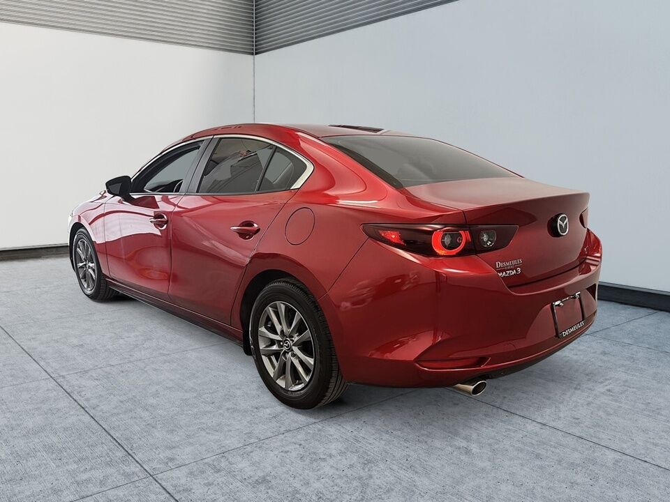 2022 Mazda Mazda3  - Desmeules Chrysler