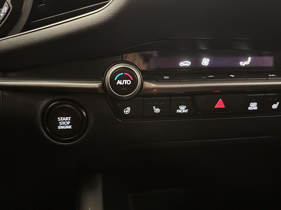 2022 Mazda Mazda3  - Desmeules Chrysler