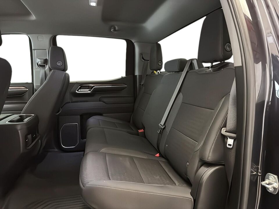 2023 Chevrolet Silverado 1500  - Desmeules Chrysler