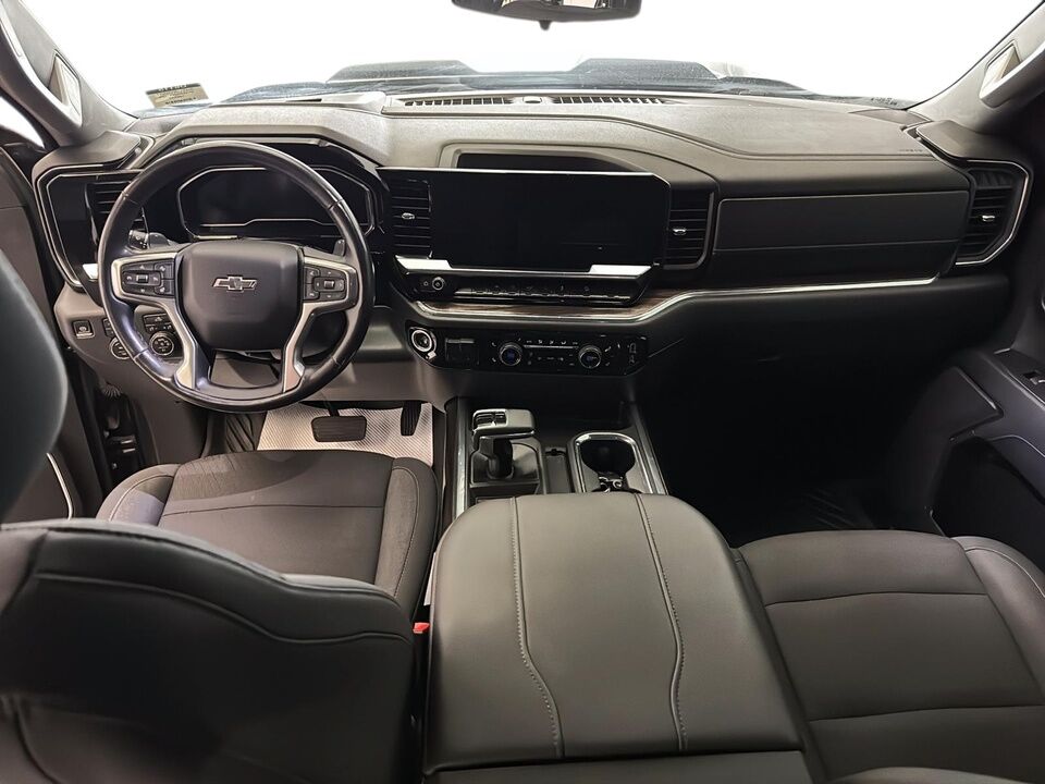 2023 Chevrolet Silverado 1500  - Desmeules Chrysler