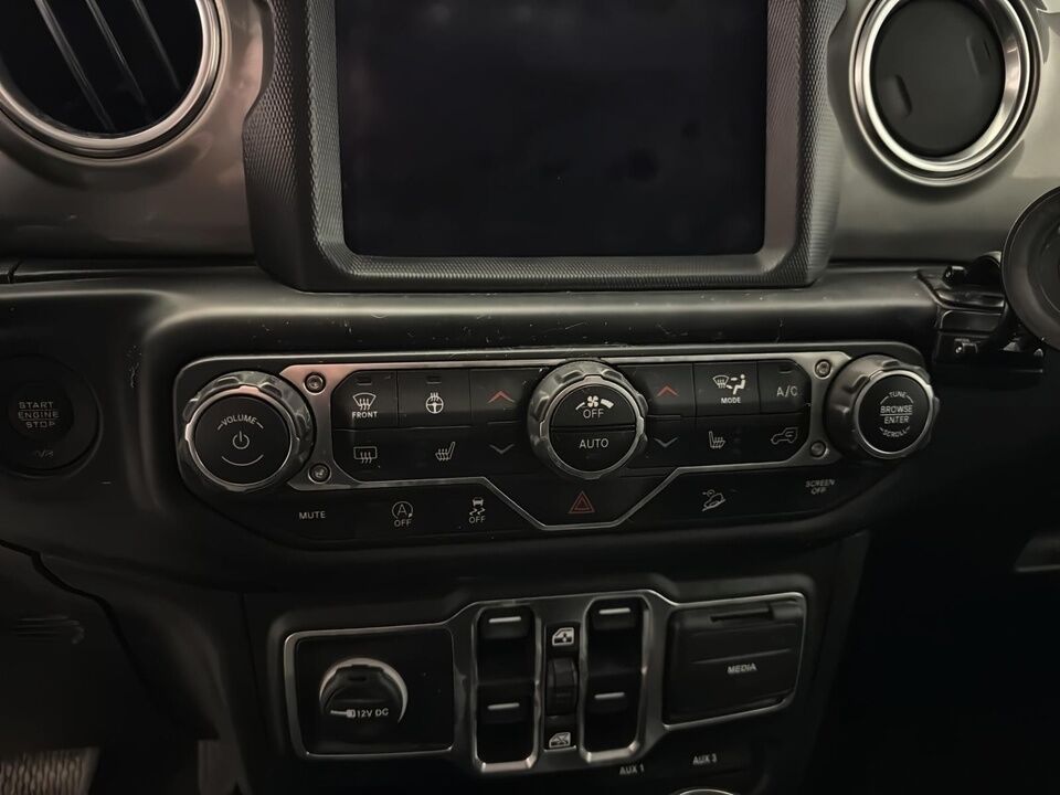 2019 Jeep Wrangler  - Desmeules Chrysler