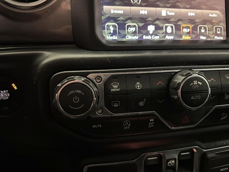 2019 Jeep Wrangler  - Desmeules Chrysler