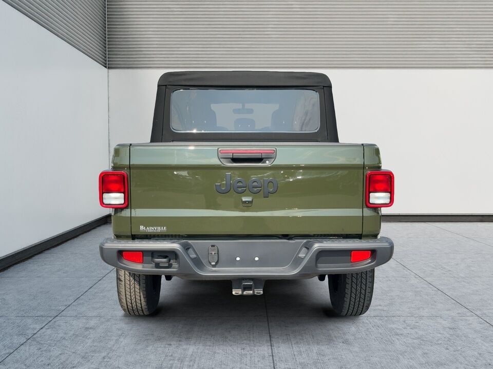 2023 Jeep Gladiator  - Blainville Chrysler