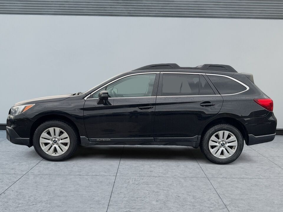 2017 Subaru Outback  - Desmeules Chrysler