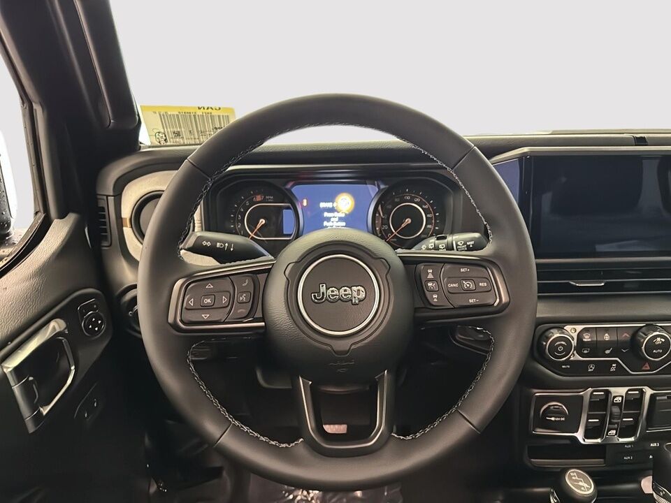 2025 Jeep Wrangler  - Desmeules Chrysler