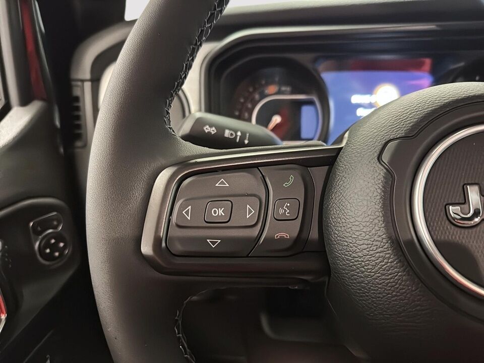 2025 Jeep Wrangler  - Desmeules Chrysler