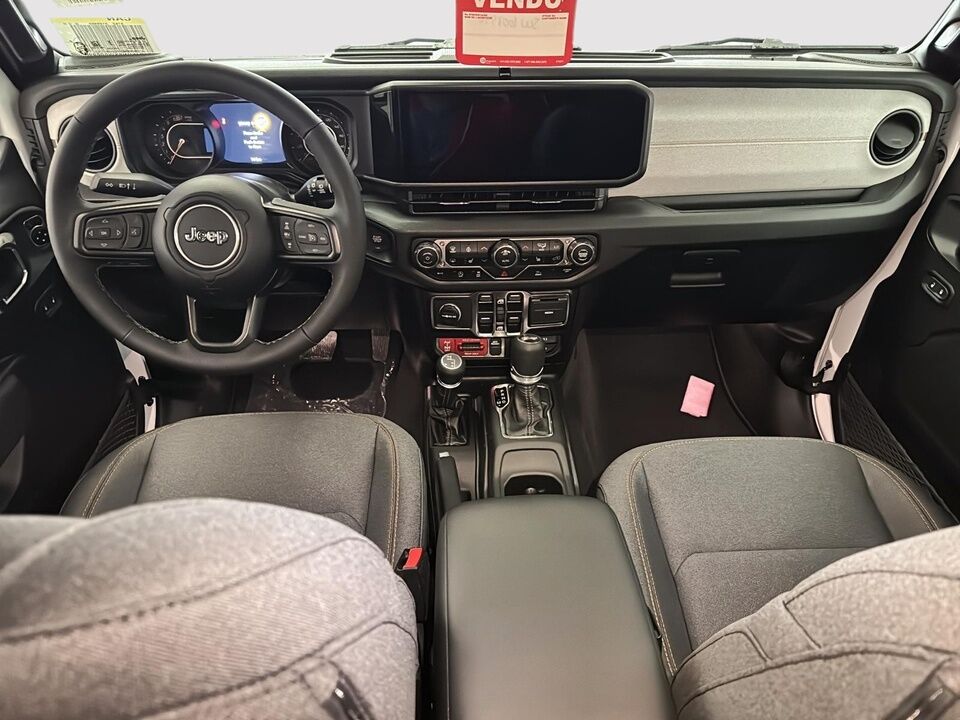 2025 Jeep Wrangler  - Desmeules Chrysler