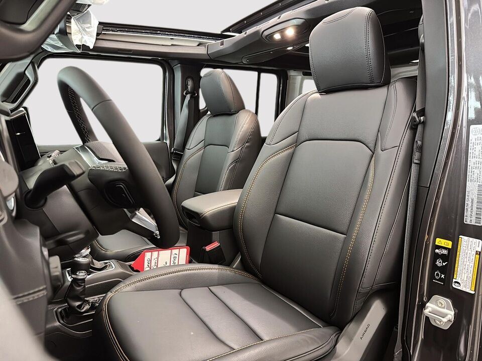 2025 Jeep Wrangler  - Desmeules Chrysler