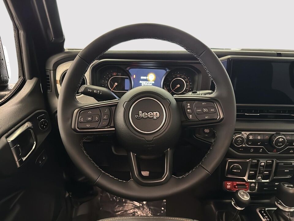 2025 Jeep Wrangler  - Desmeules Chrysler