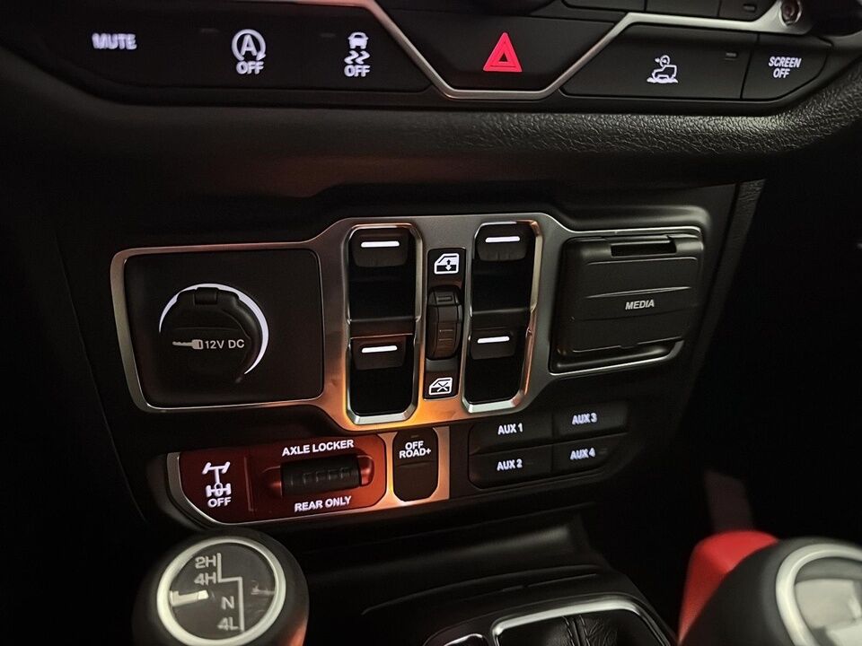 2025 Jeep Wrangler  - Desmeules Chrysler