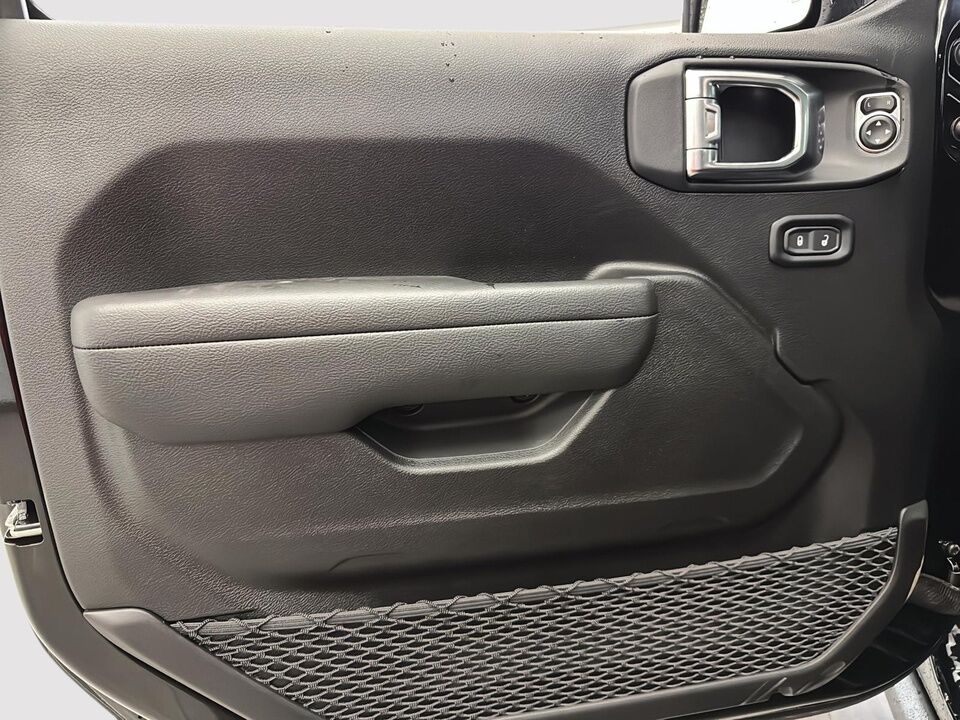 2025 Jeep Wrangler  - Desmeules Chrysler