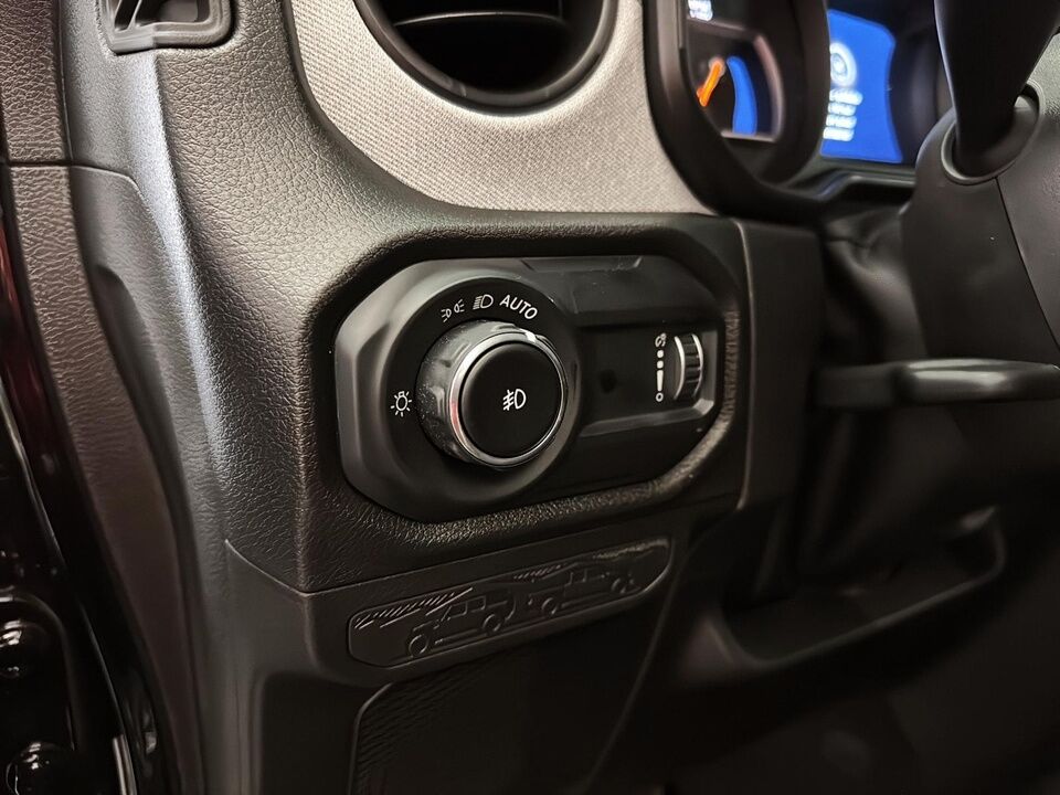 2025 Jeep Wrangler  - Desmeules Chrysler