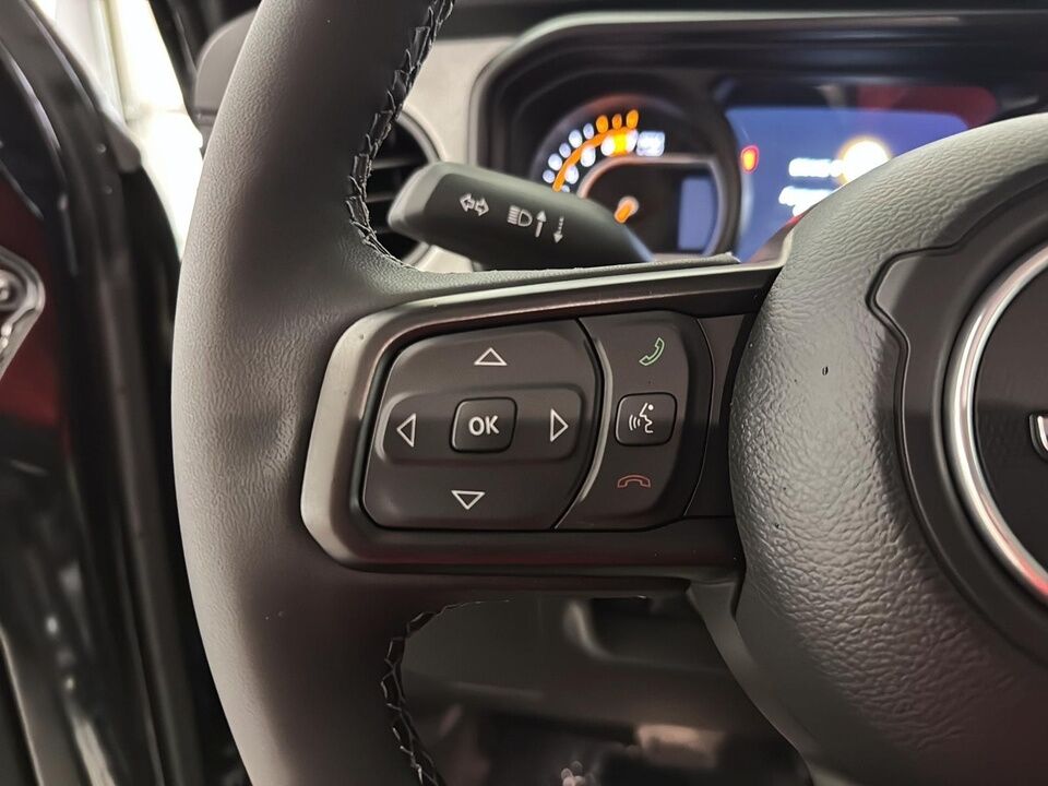 2025 Jeep Wrangler  - Desmeules Chrysler