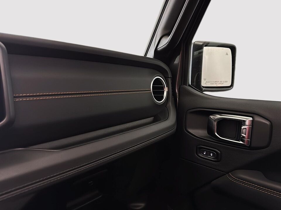 2025 Jeep Wrangler  - Desmeules Chrysler