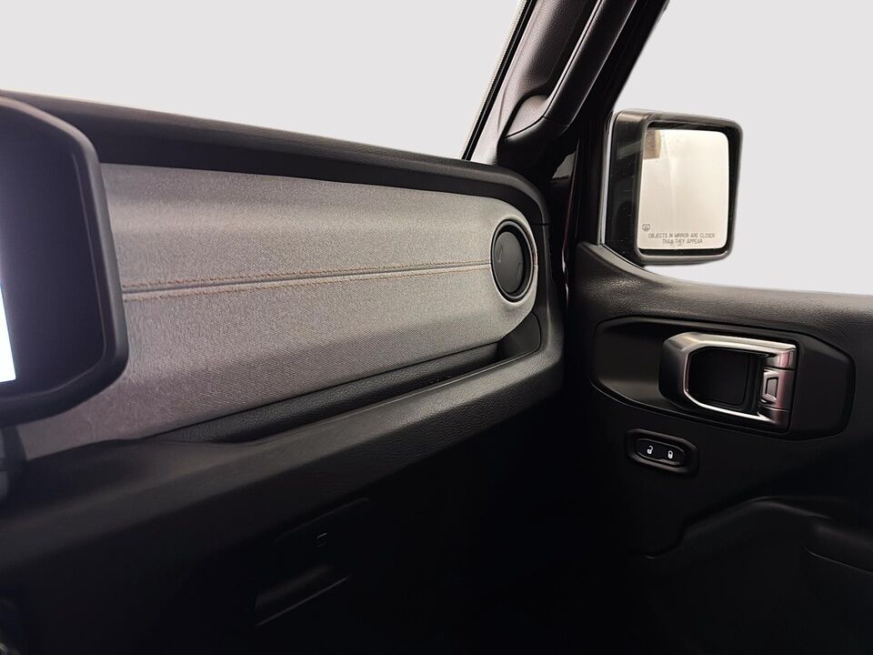 2025 Jeep Wrangler  - Desmeules Chrysler