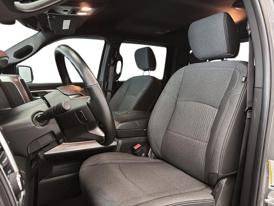 2022 Ram 1500 Classic  - Desmeules Chrysler