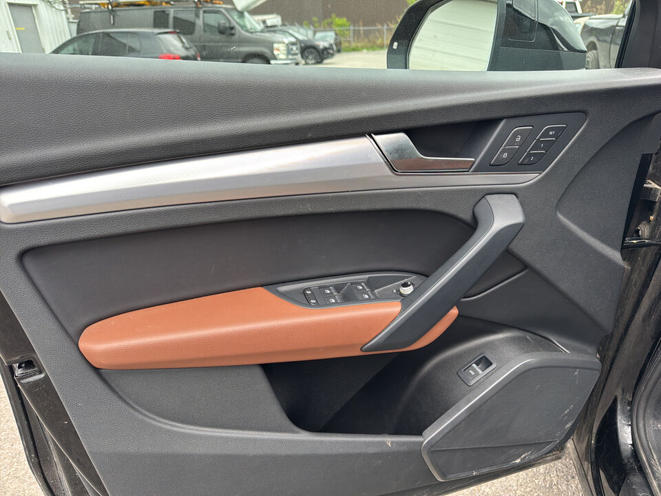 2022 Audi Q5  - Desmeules Chrysler