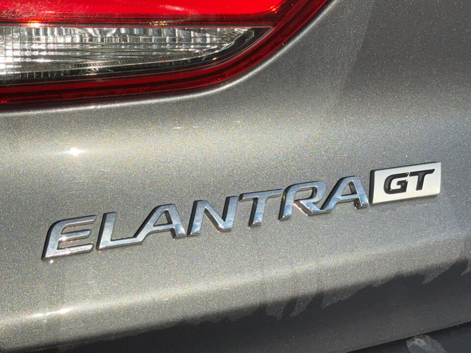 2019 Hyundai Elantra GT  - Blainville Chrysler