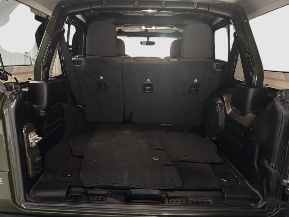 2023 Jeep Wrangler  - Desmeules Chrysler
