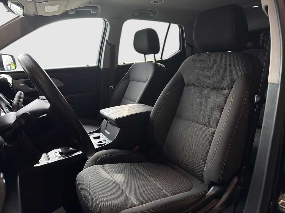 2021 Chevrolet Traverse  - Desmeules Chrysler