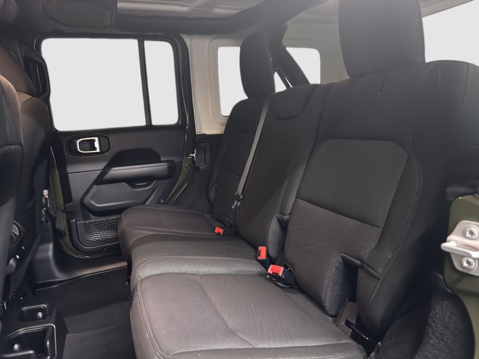 2023 Jeep Wrangler  - Desmeules Chrysler