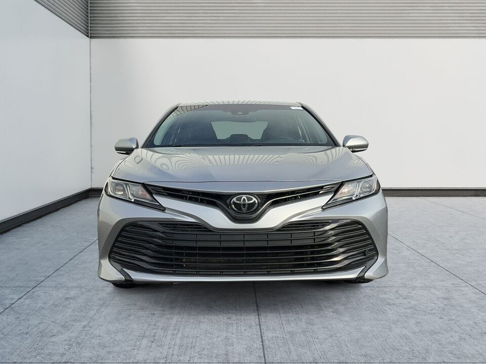 2018 Toyota Camry  - Desmeules Chrysler