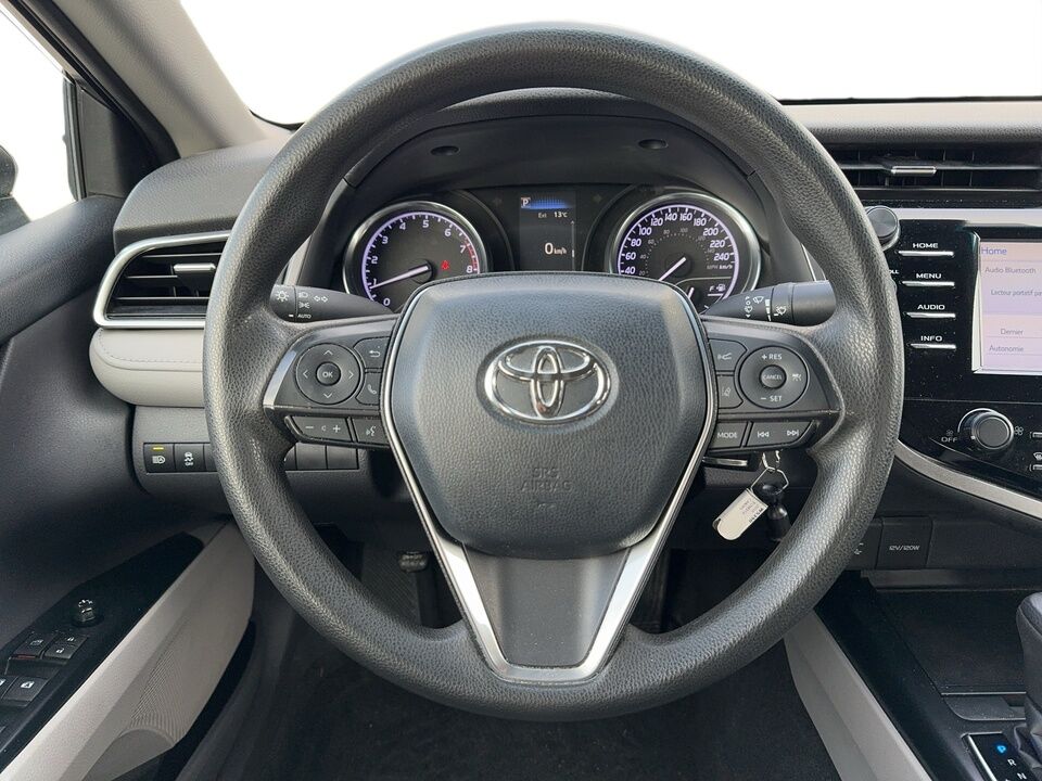 2018 Toyota Camry  - Desmeules Chrysler