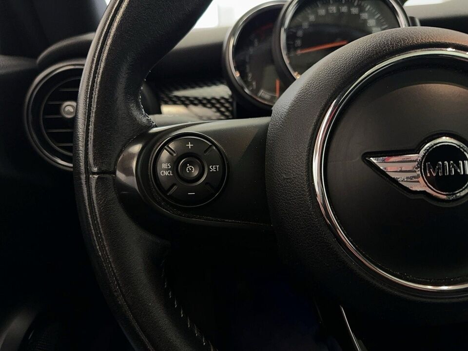 2016 Mini Cooper Hardtop  - Desmeules Chrysler