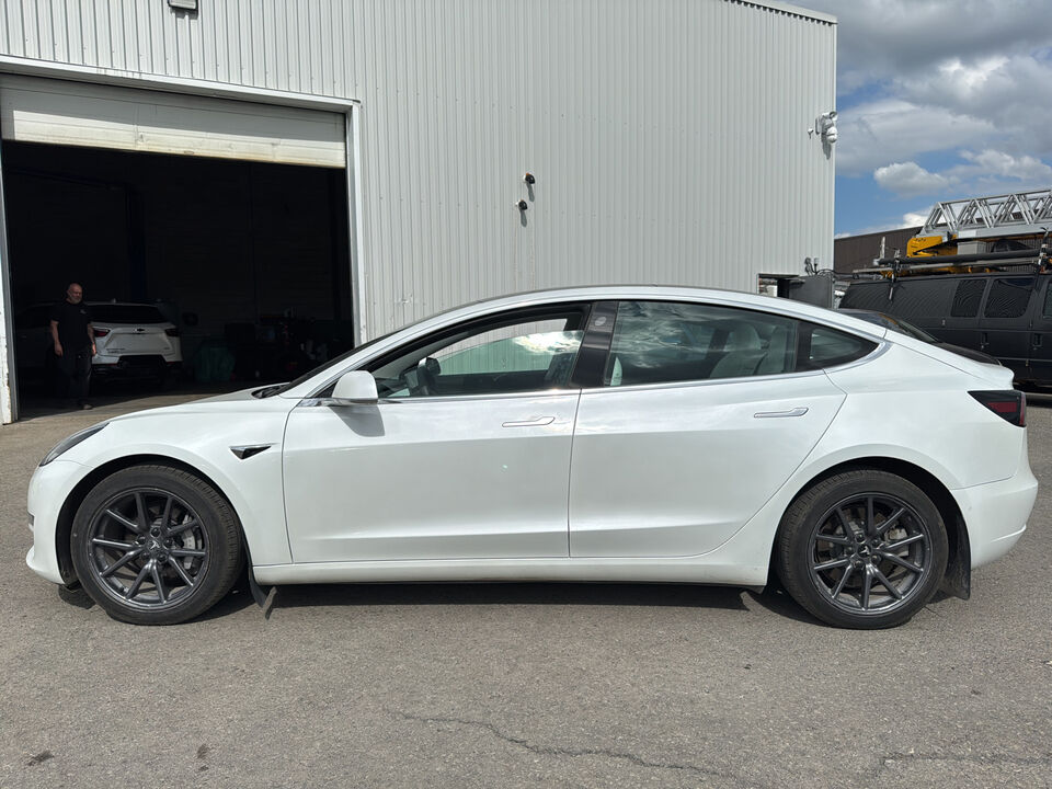 2020 Tesla Model 3  - Desmeules Chrysler