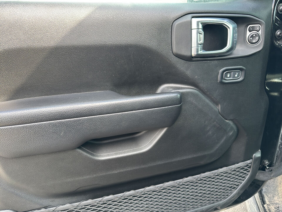 2023 Jeep Wrangler  - Desmeules Chrysler
