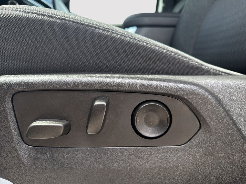 2023 Chevrolet Silverado 1500  - Desmeules Chrysler