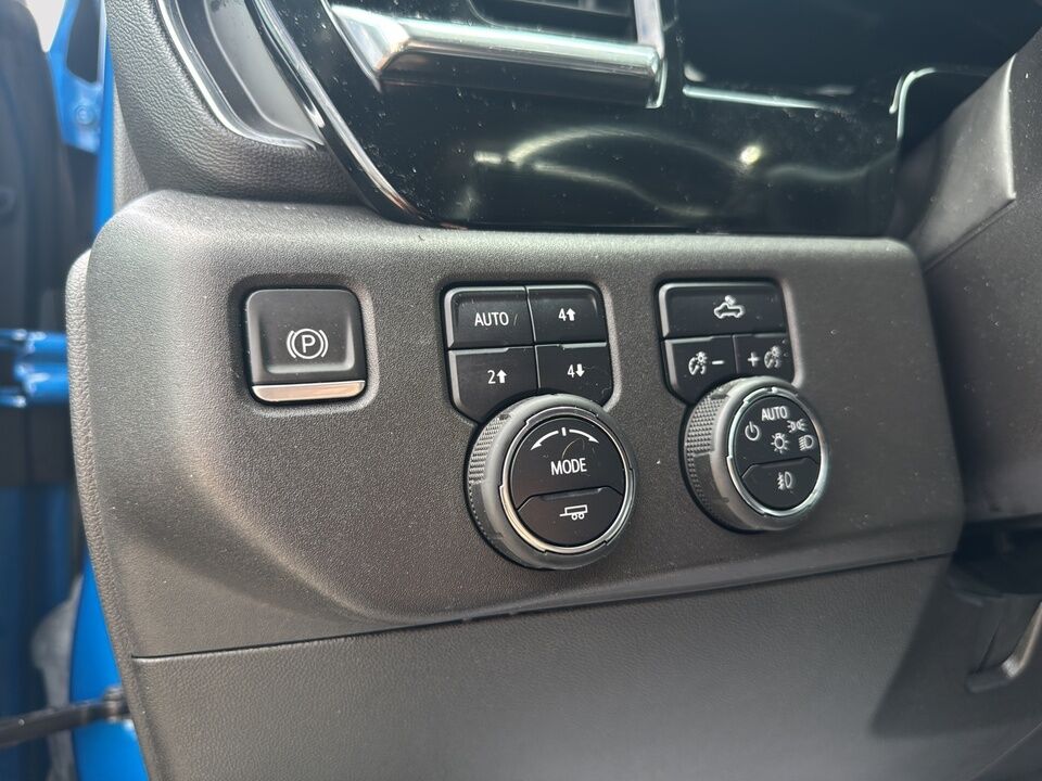 2023 Chevrolet Silverado 1500  - Desmeules Chrysler