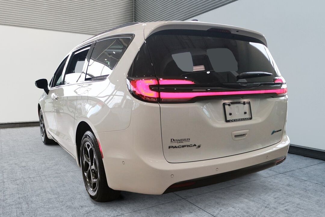 2024 Chrysler Pacifica Hybrid  - Desmeules Chrysler