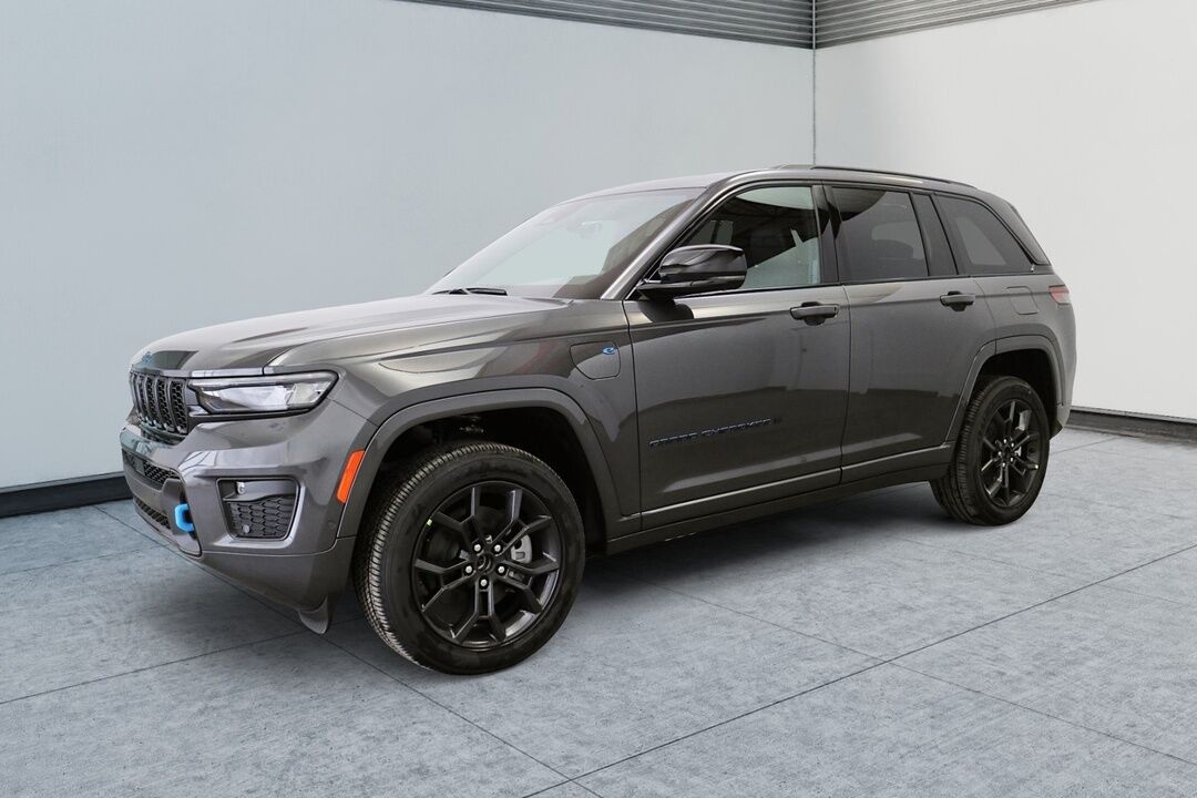 2025 Jeep Grand Cherokee 4XE  - Blainville Chrysler