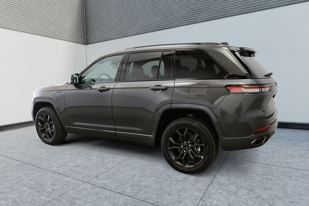 2025 Jeep Grand Cherokee 4XE  - Blainville Chrysler