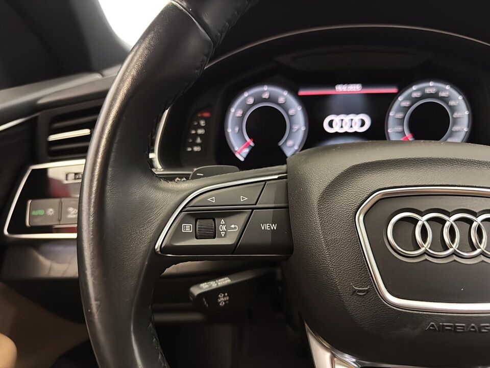 2021 Audi Q8  - Desmeules Chrysler