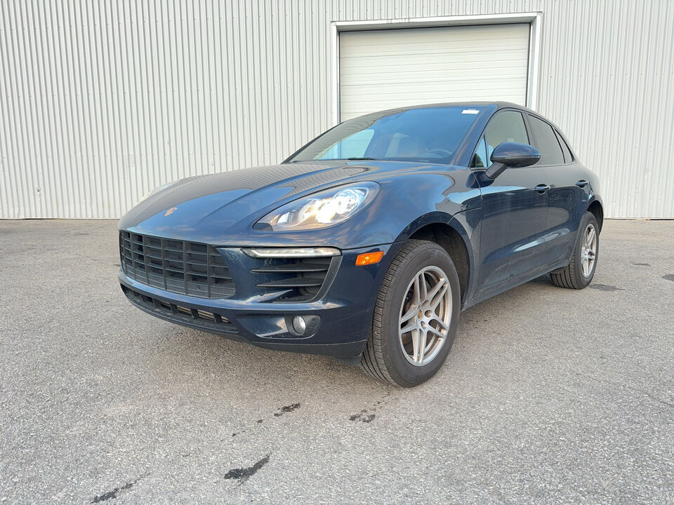 2017 Porsche Macan  - Blainville Chrysler