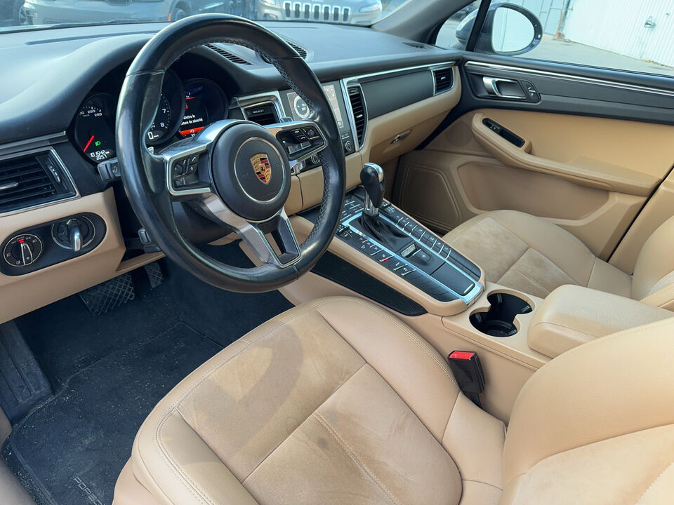 2017 Porsche Macan  - Blainville Chrysler