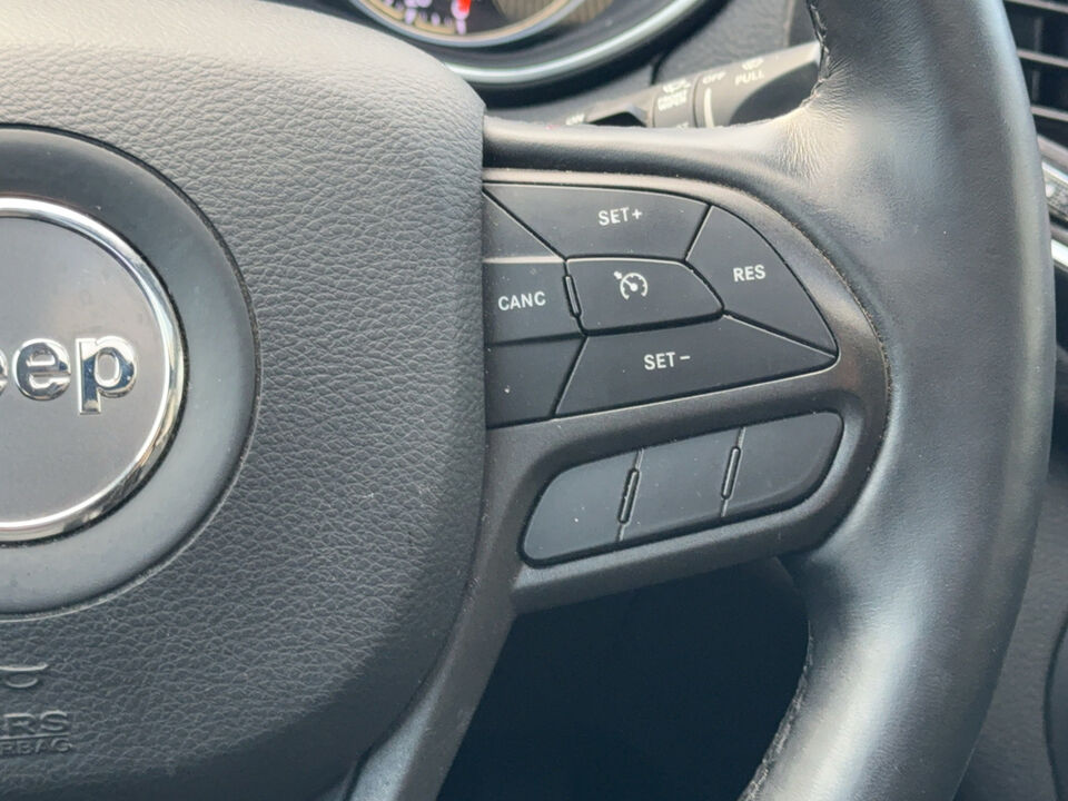 2020 Jeep Cherokee  - Blainville Chrysler