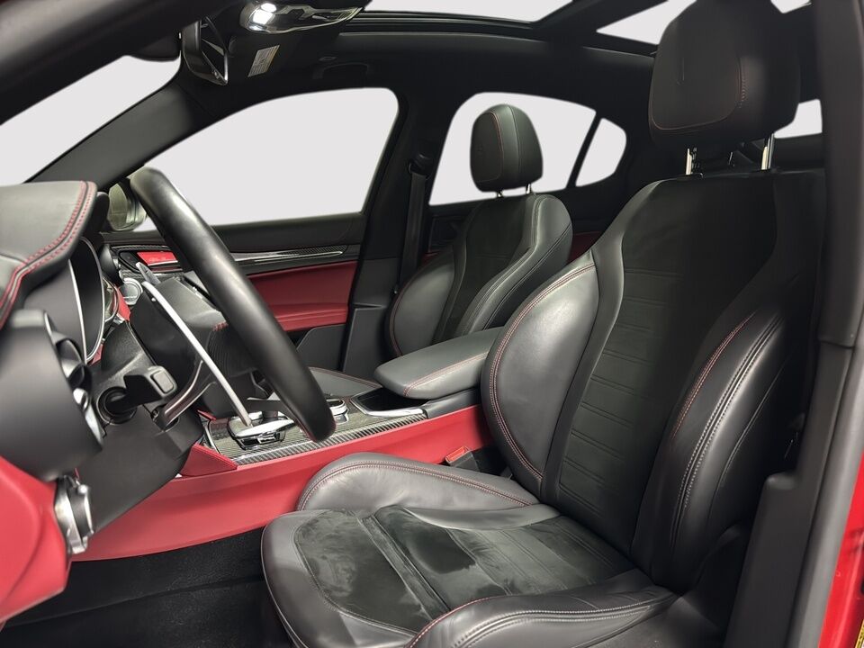 2021 Alfa Romeo Stelvio  - Desmeules Chrysler
