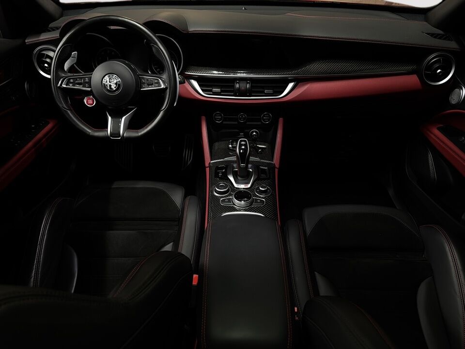 2021 Alfa Romeo Stelvio  - Desmeules Chrysler